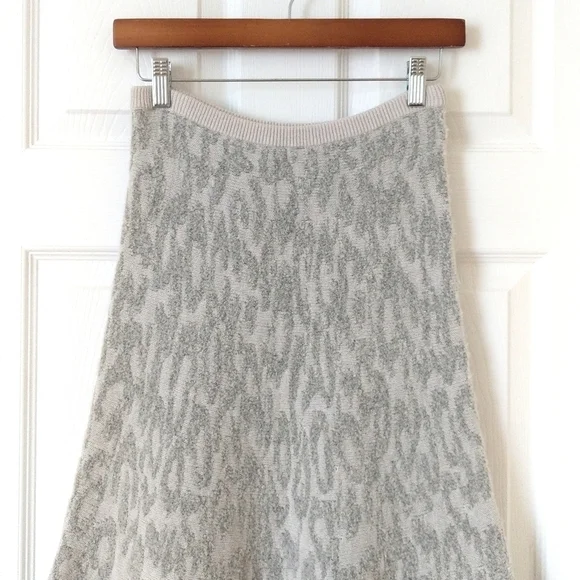 Theory Marvita Leopard Print Wool Blend Vela Knit A-line Midi Skirt Gray Small - Picture 2 of 10